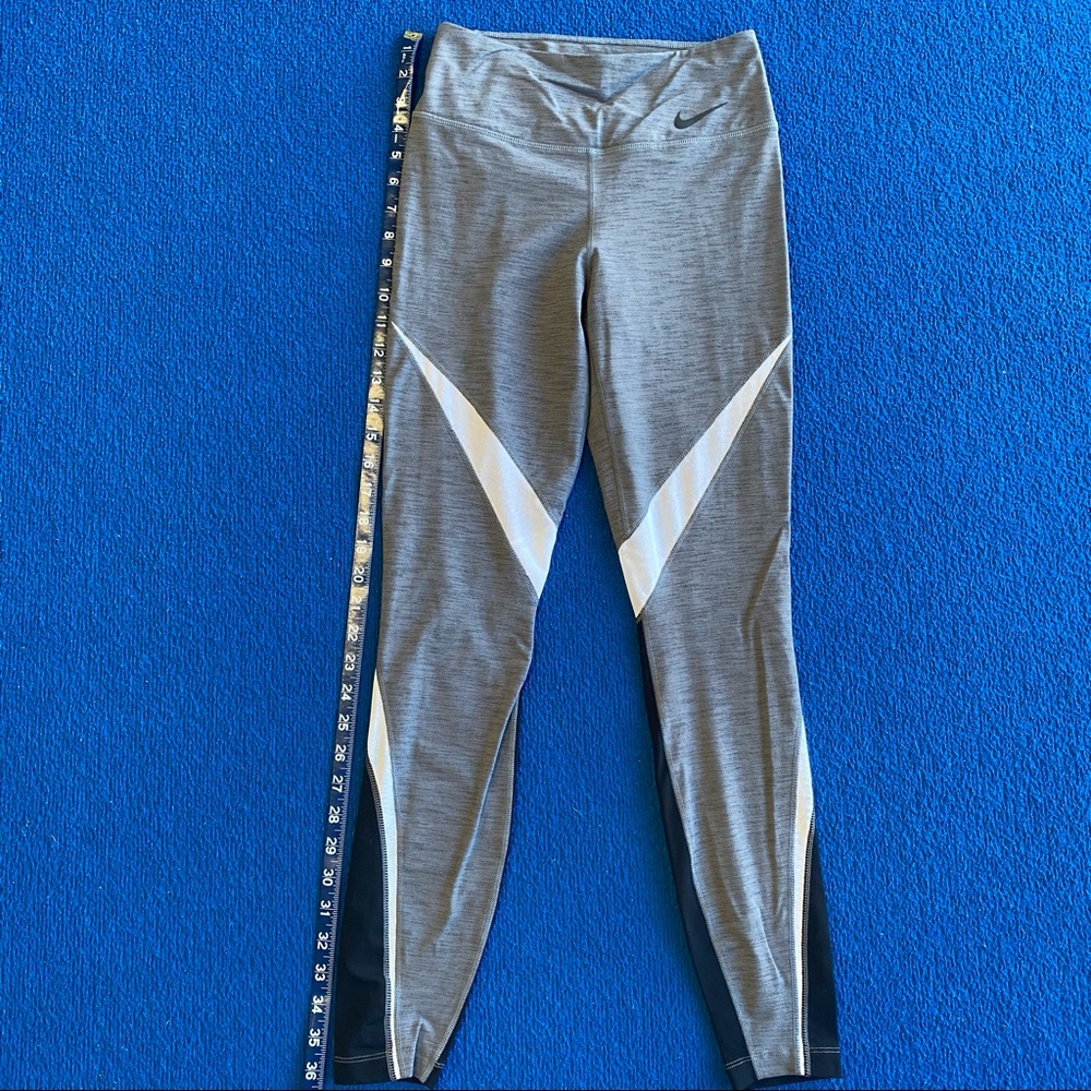 Nike leggings in gray & blank With white mesh